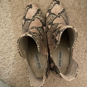 Steve Madden Black and Cream Snake Print Ankle Booties